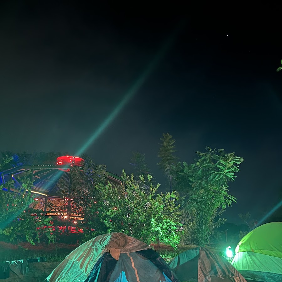 A Base Camping