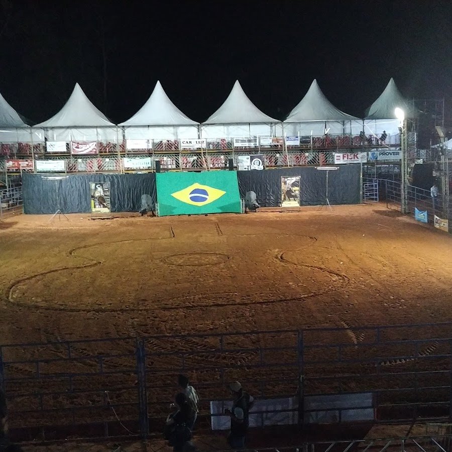 Parque de Exposições – Glória de Dourados