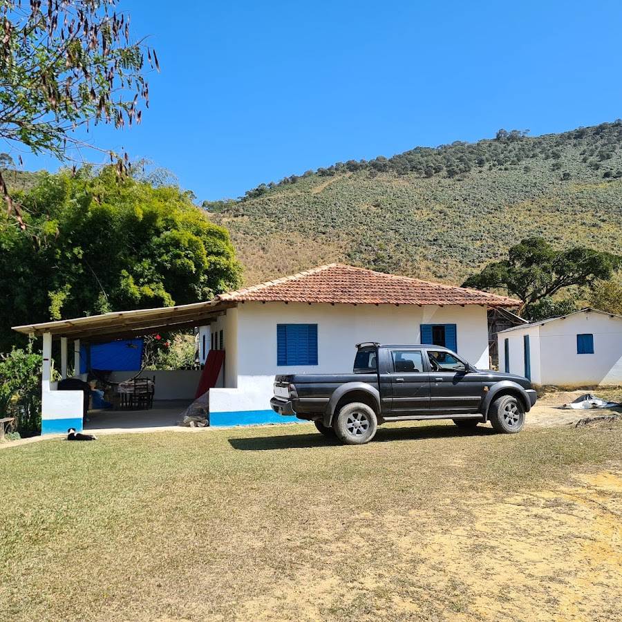 Camping D. Palmira – Casa Pintada
