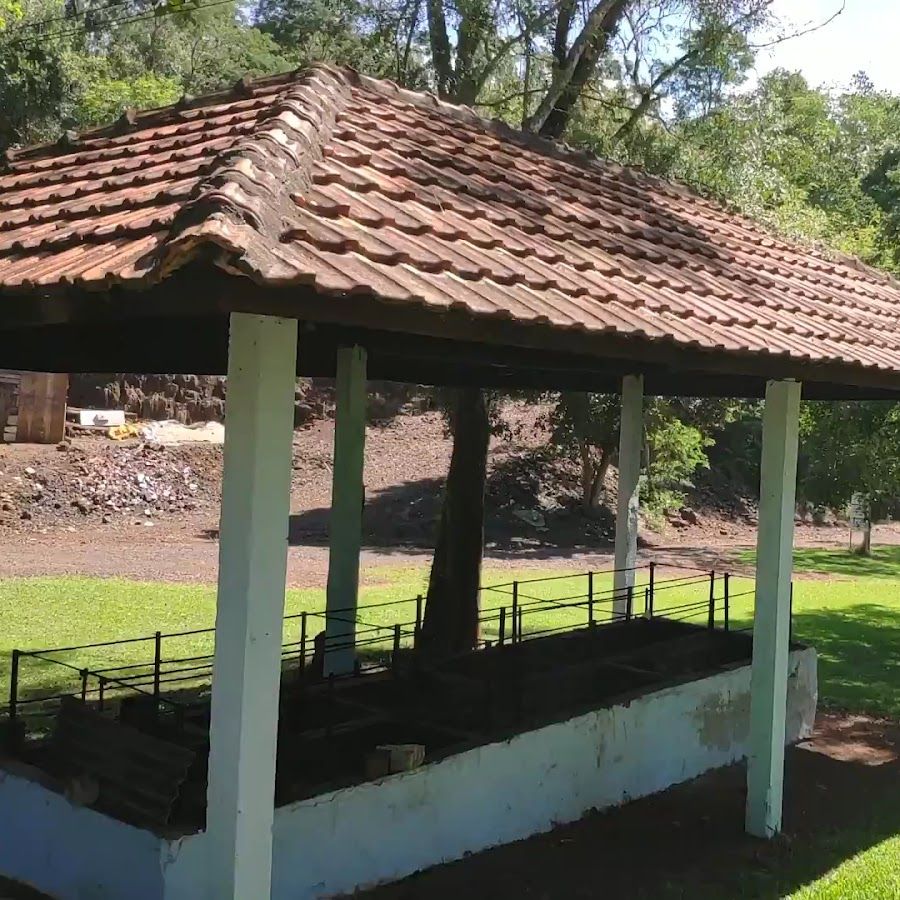 Camping Meia Lua