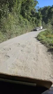 Estrada para Kiteni e além