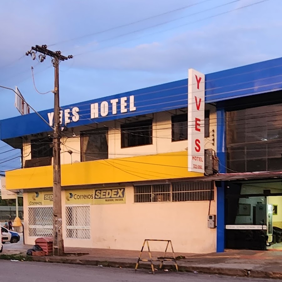 Hotel Yves