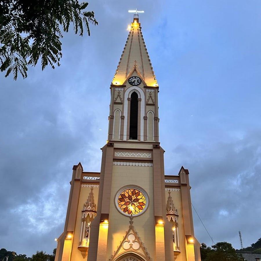 Igreja matriz de Teresópolis de Goias
