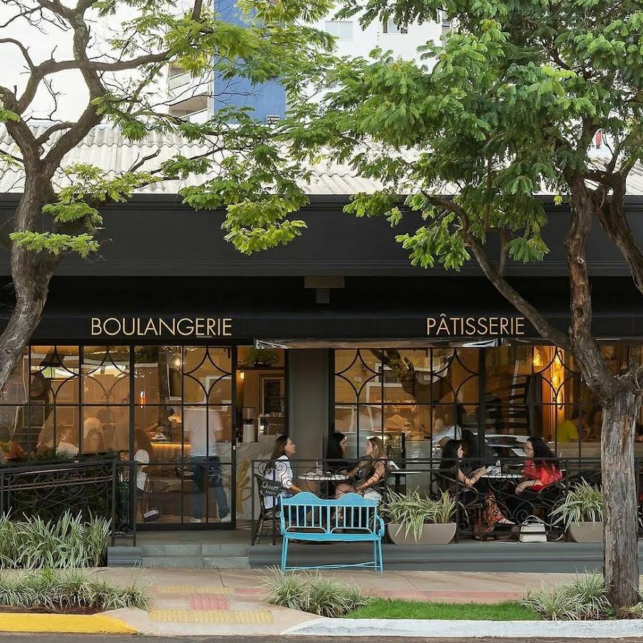 Padaria : Boulangerie La Parisienne.