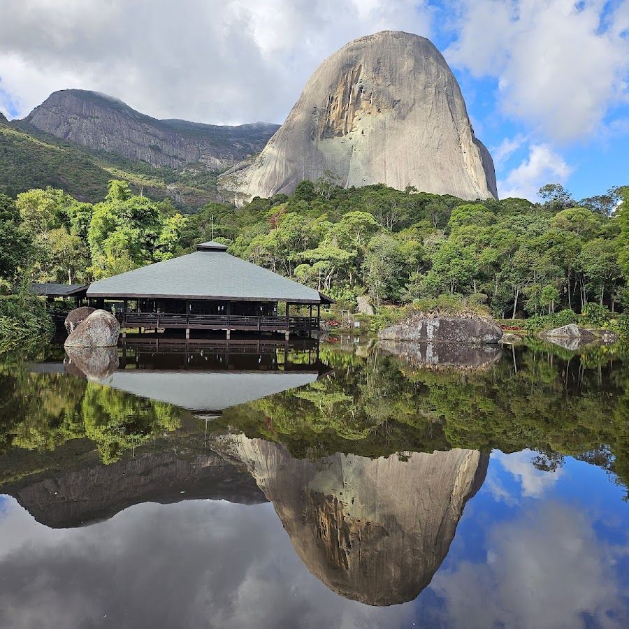 pedra azul