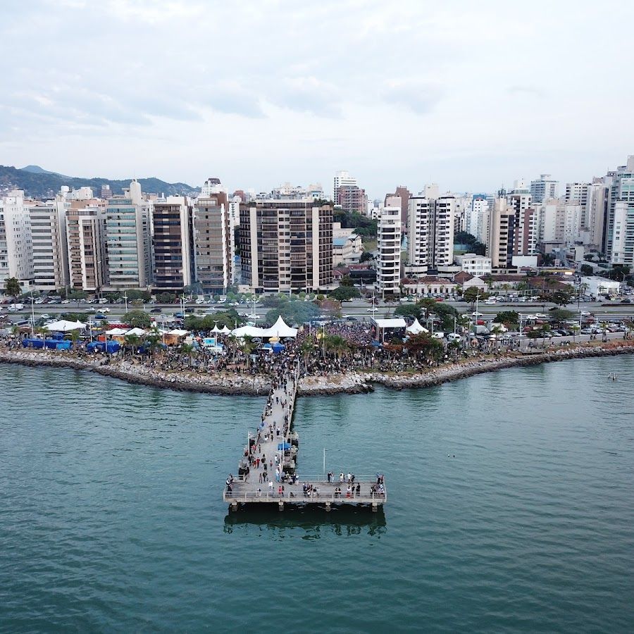 Trapiche beira rio