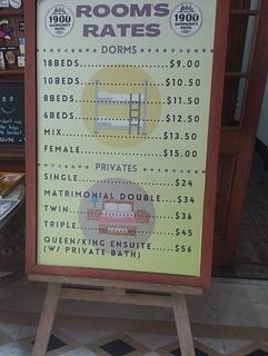 1900 Backpackers Hostel