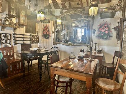 Angelo Colonial Cafe