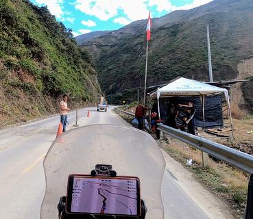 Bloqueio de Estrada Armado