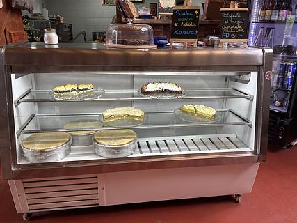 Cafeteria "Kuchen de la Oma"