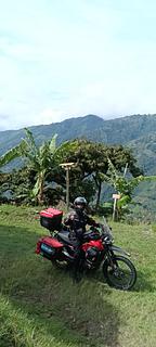 Camping y Ecolodge El Eden