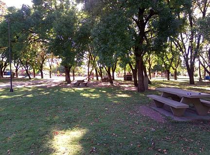Cardona park - day camping but can stay overnight
