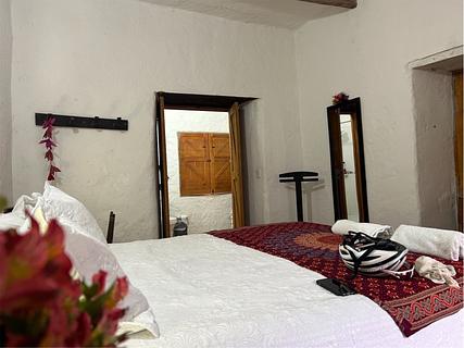 Casa Lacambra Hostal
