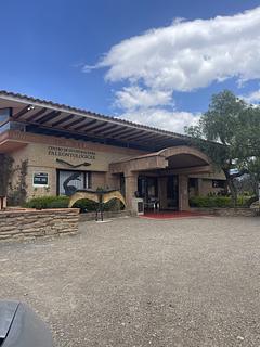Centro de investigaciones paleontologicas
