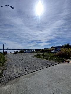 Cerca al río y al centro de Maullin