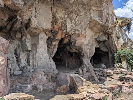 Cuevas de Mollepunko