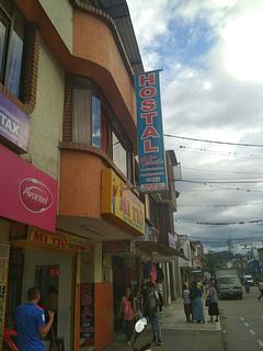 Danny's Hotel (Hostal San Valentin)