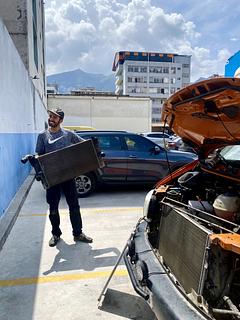 Darwins Garage
