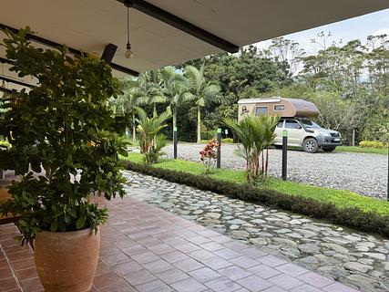 El Ensueño Ecohostal & Glamping