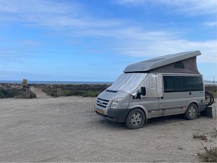 Espaço de estacionamento na praia