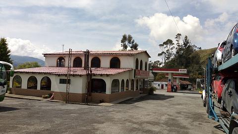 Esso Gas Station Hotel