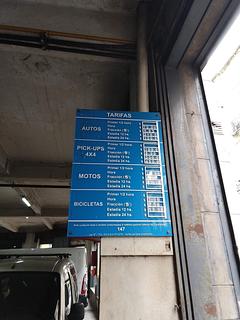 Estacionamento coberto seguro