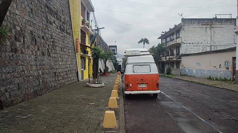 Estacionamento gratuito na rua