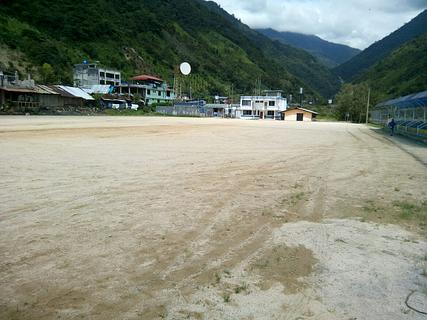 Estacionamiento en Cancha de Fútbol.
