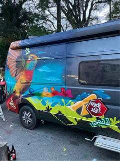 Graffiti Car Painting
