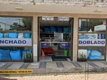 H2O Lavanderia Laundry & Cafe