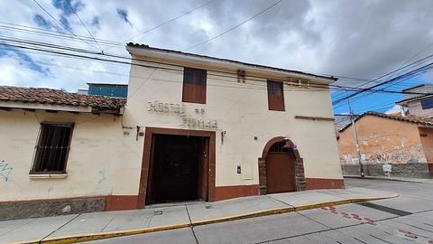 Hostal y Cafeteria Florida