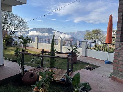 Hotel SOBRE NUBES