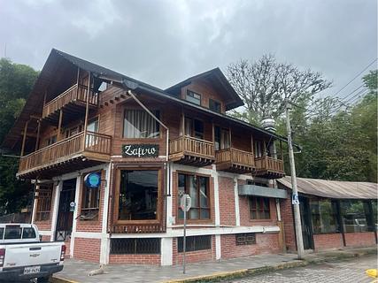 Hotel Zafiro