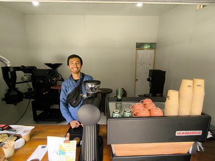 Julia' Coffee and Roastery
