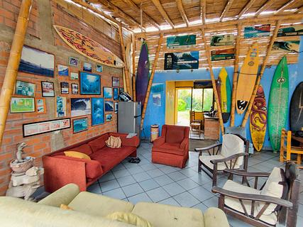 Luisfer Surf Camp