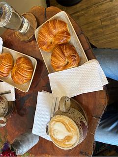 Melhor café e croissants da região. Doces memórias.