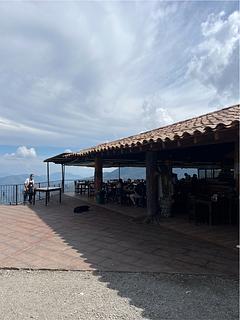 Mirador & Restaurant Cocorna
