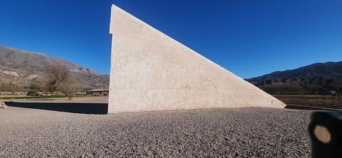 Monumento Trópico de Capricórnio