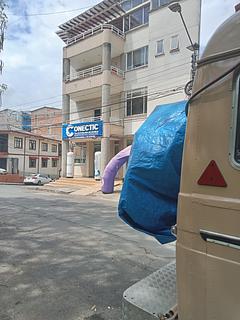 Na praça dos cachorros