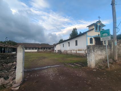Old church, Refugio Temporal