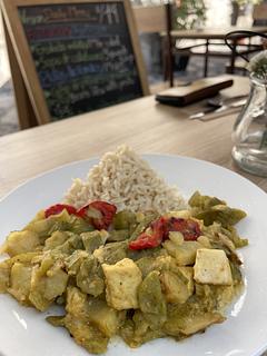 Omphalos restaurante vegano/vegetariano