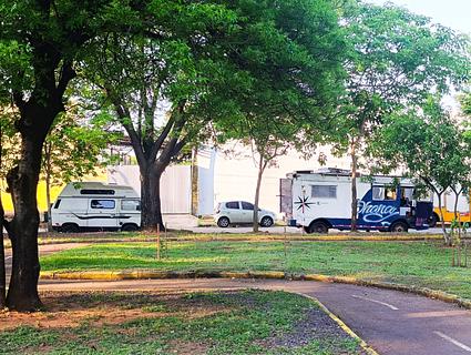 Parque em frente à Primeira companhia "Bomba Asunción"