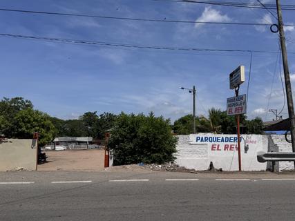 Parqueadero El Rey