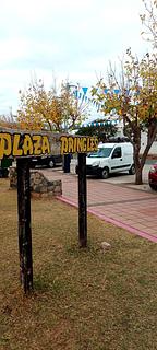 Plaza Pringles