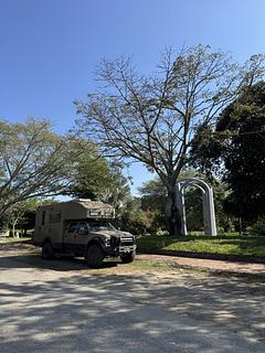 Praça da cidade do local da tragédia de Armero