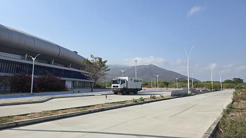 Stadium Lay-By