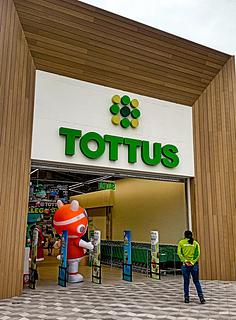 Tottus Punta Negra